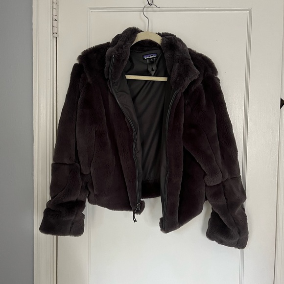 Patagonia Women’s High Pile Pelage Zip Jacket - Picture 3 of 11